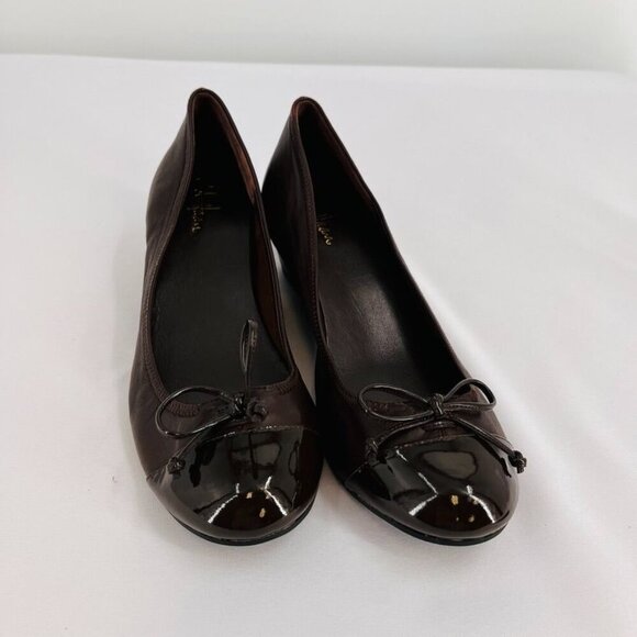Cole Haan Women's Milly Wedge Pump Size 9.5 Brown LeatherPatent Toe Bow Accent - Picture 1 of 11